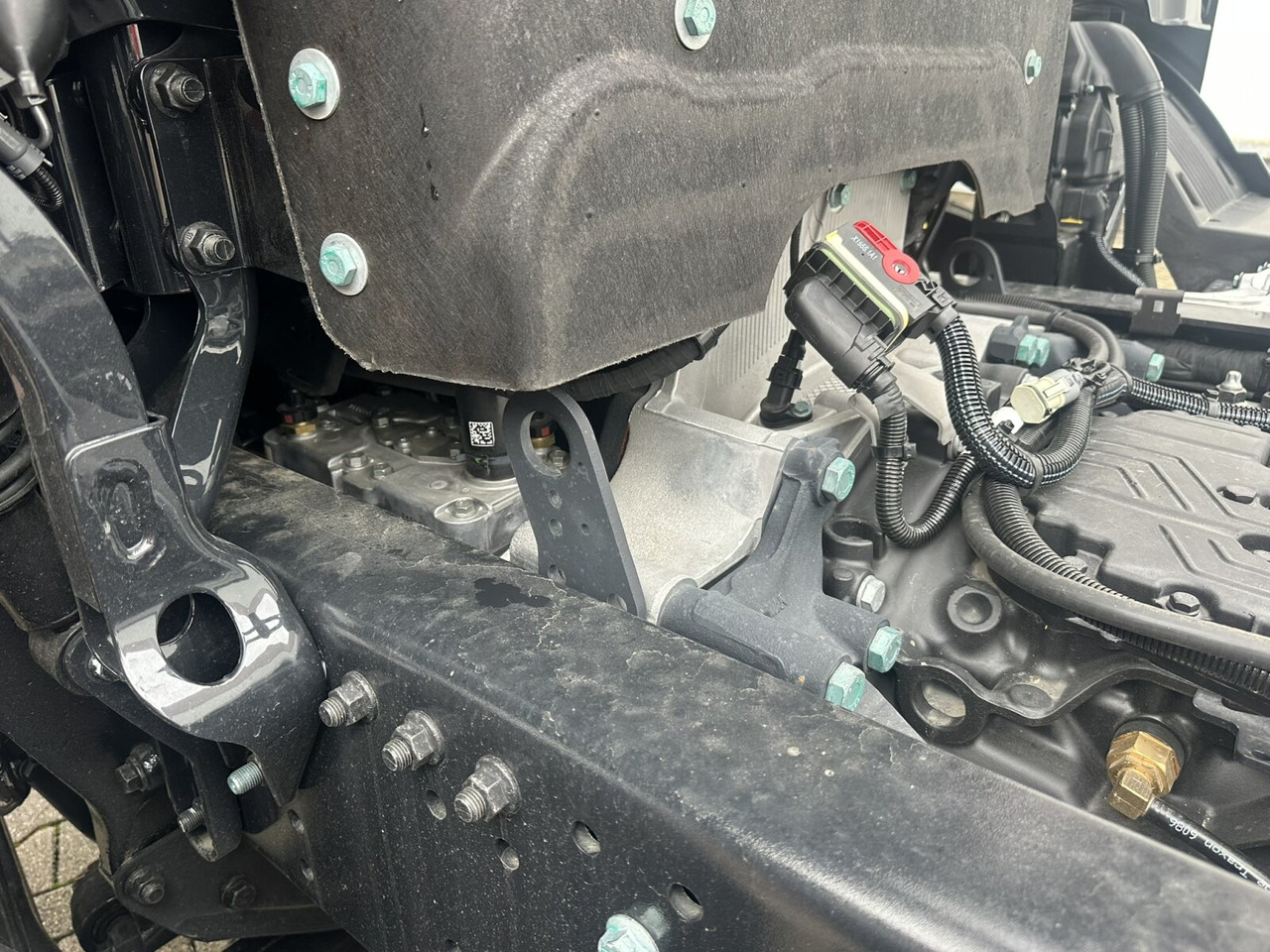 MAN TGS 26.440 6x2-4 LL CH TGS 26.440 6x2-4 LL CH, Lenk-/Liftachse, Navi, LED - Châssis cabine: photos 3 MAN TGS 26.440 6x2-4 LL CH TGS 26.440 6x2-4 LL CH, Lenk-/Liftachse, Navi, LED - Châssis cabine: photos 3