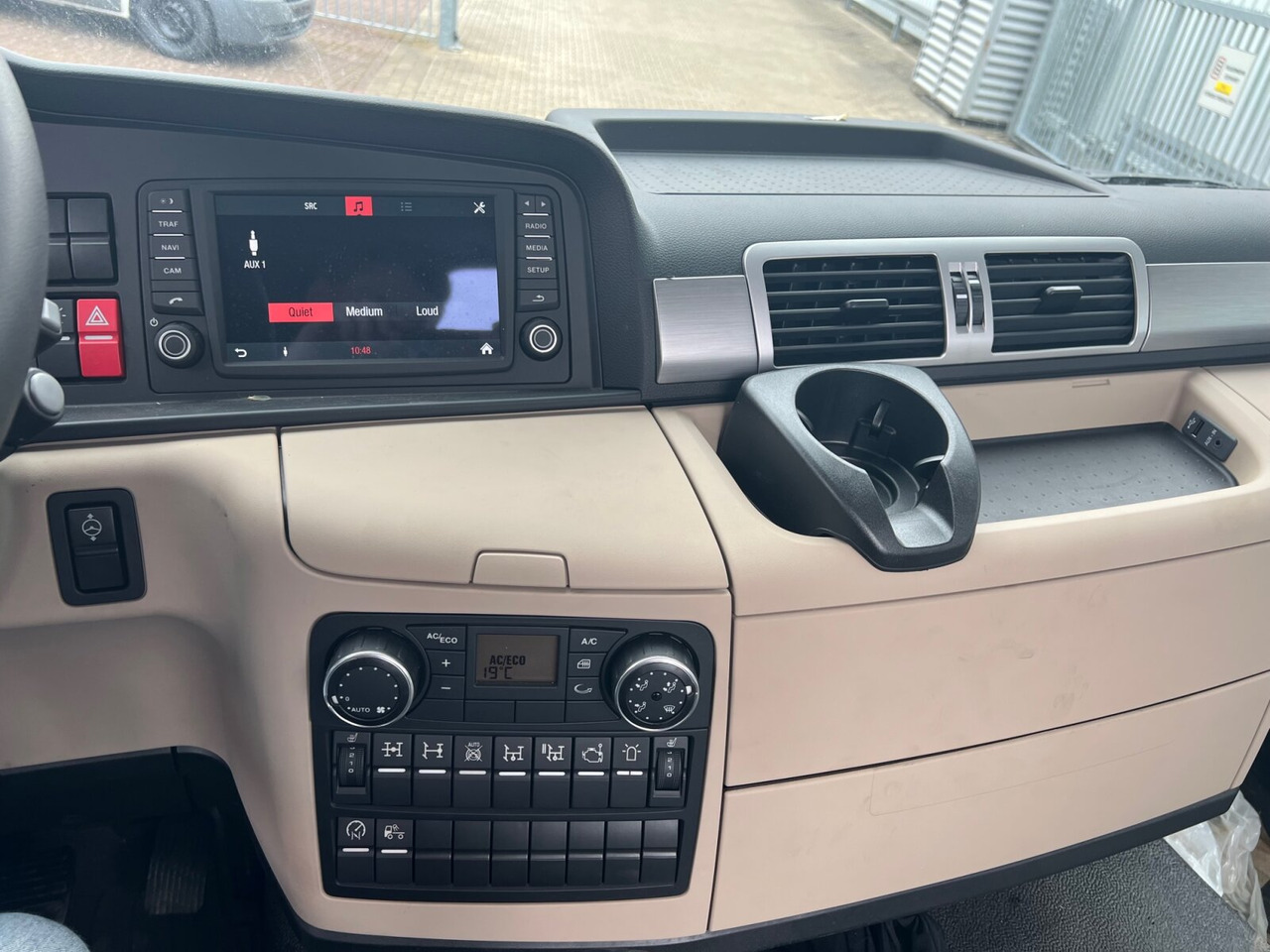 MAN TGS 33.360/440 6x4 BB TGS 33.360/440 6x4 BB, Häckslerkabine, NMV Nebenantrieb - Châssis cabine: photos 5 MAN TGS 33.360/440 6x4 BB TGS 33.360/440 6x4 BB, Häckslerkabine, NMV Nebenantrieb - Châssis cabine: photos 5