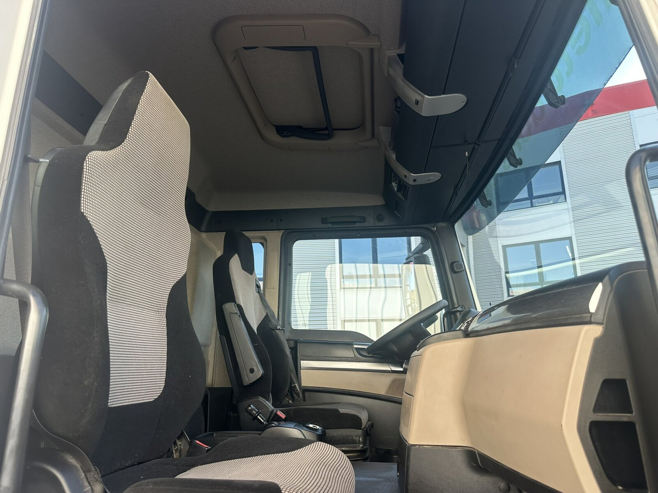 MAN TGS 35.460 8X4 BB TGS 35.460 8X4 BB, Meiller Bordmatik 13m³ - Camion benne: photos 5 MAN TGS 35.460 8X4 BB TGS 35.460 8X4 BB, Meiller Bordmatik 13m³ - Camion benne: photos 5