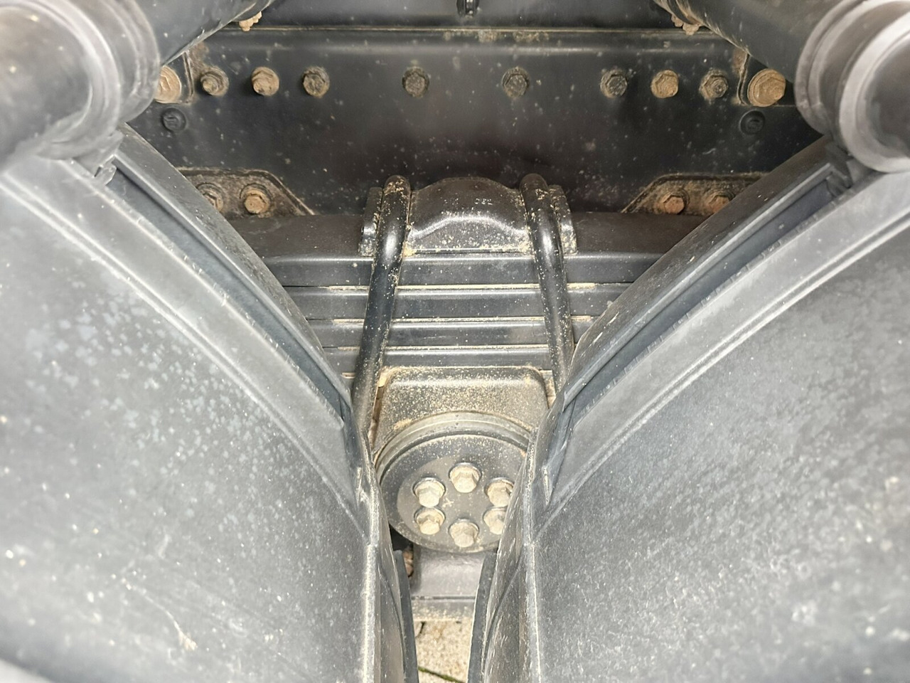 MAN TGS 35.460 8X4 BB TGS 35.460 8X4 BB, Meiller Bordmatik, Rollplane, 13m³ - Camion benne: photos 5 MAN TGS 35.460 8X4 BB TGS 35.460 8X4 BB, Meiller Bordmatik, Rollplane, 13m³ - Camion benne: photos 5