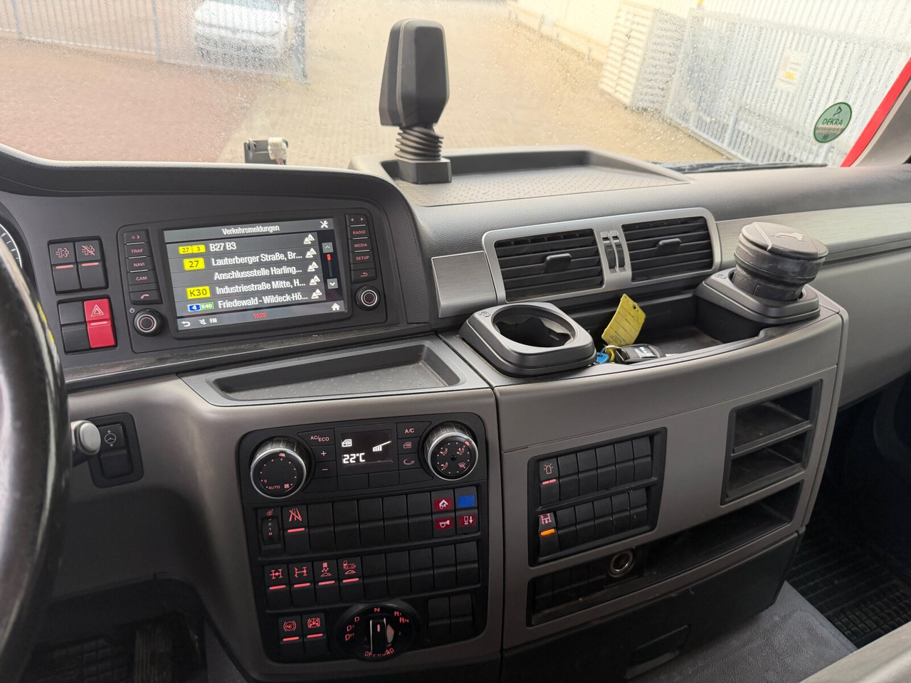 MAN TGS 35.500 8x4 BB TGS 35.500 8x4 BB, Pritarder, Meiller RK 30.65 - Camion ampliroll: photos 4 MAN TGS 35.500 8x4 BB TGS 35.500 8x4 BB, Pritarder, Meiller RK 30.65 - Camion ampliroll: photos 4