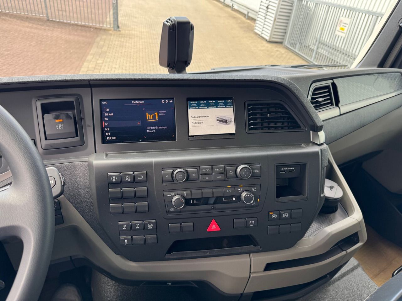 MAN TGS 41.440/480 8x4 BB TGS 41.440/480 8x4 BB - Camion ampliroll: photos 5 MAN TGS 41.440/480 8x4 BB TGS 41.440/480 8x4 BB - Camion ampliroll: photos 5