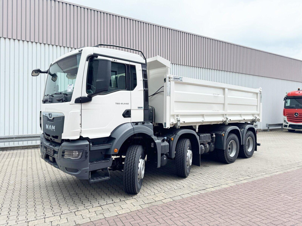 MAN TGS 41.440 8x4 BB TGS 41.440 8x4 BB, Bordmatik, ca. 16m³ - Camion benne: photos 4 MAN TGS 41.440 8x4 BB TGS 41.440 8x4 BB, Bordmatik, ca. 16m³ - Camion benne: photos 4