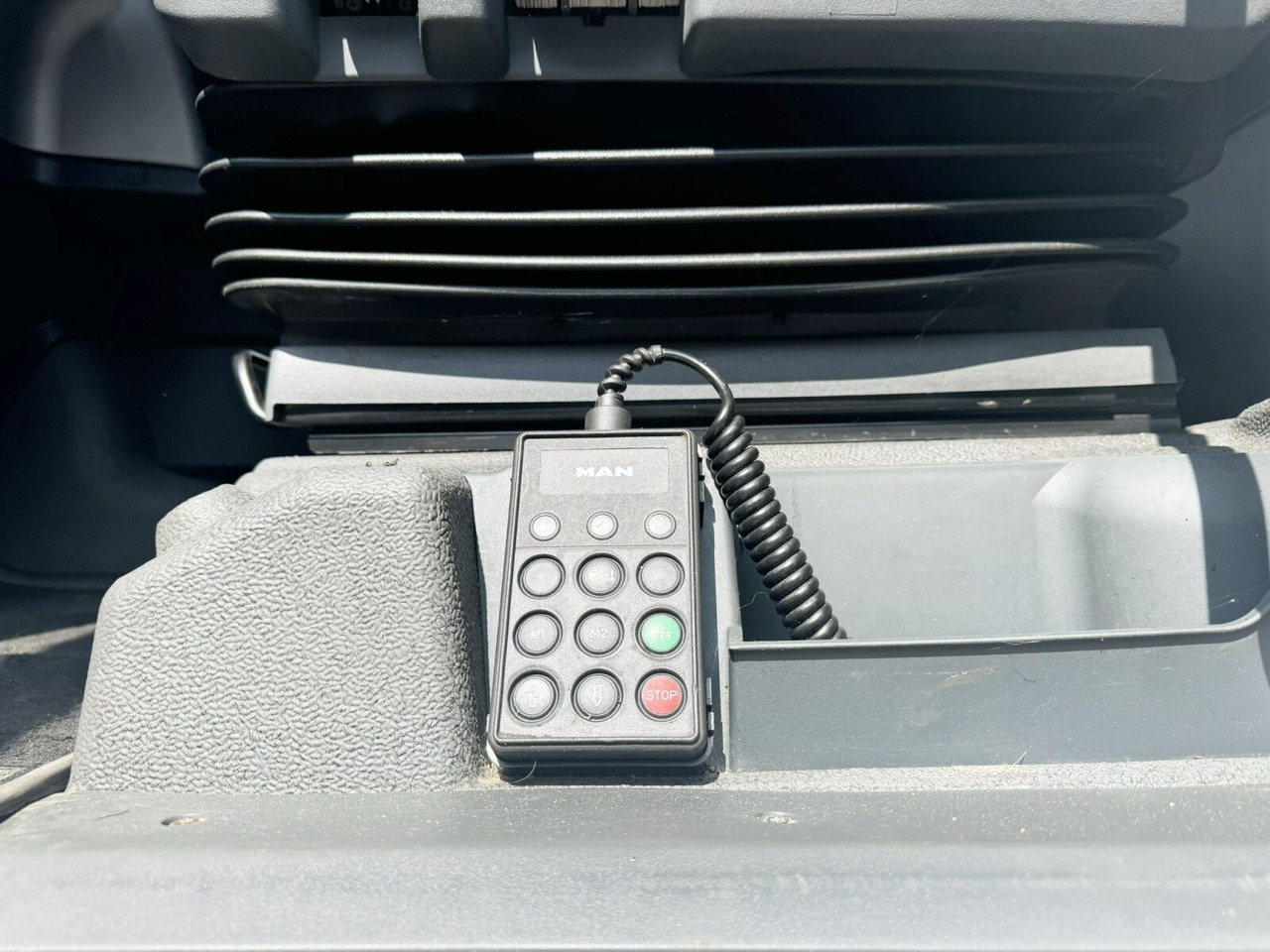 Châssis cabine MAN TGX 28.440 6X2-2 BL TGX 28.440 6X2-2 BL, Liftachse, Motorabtrieb: photos 11 Châssis cabine MAN TGX 28.440 6X2-2 BL TGX 28.440 6X2-2 BL, Liftachse, Motorabtrieb: photos 11