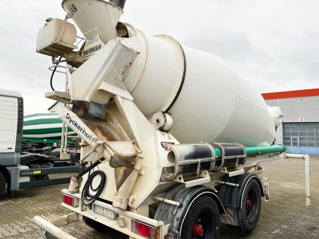 MÜLLER MITTELTAL SF32 mit Liebherr Betonmischer ca. 10m³ MÜLLER MITTELTAL SF32, Liebherr Betonmischer 10m³, 4x VORHANDEN , Liftachse - Semi-remorque malaxeur: photos 5 MÜLLER MITTELTAL SF32 mit Liebherr Betonmischer ca. 10m³ MÜLLER MITTELTAL SF32, Liebherr Betonmischer 10m³, 4x VORHANDEN , Liftachse - Semi-remorque malaxeur: photos 5