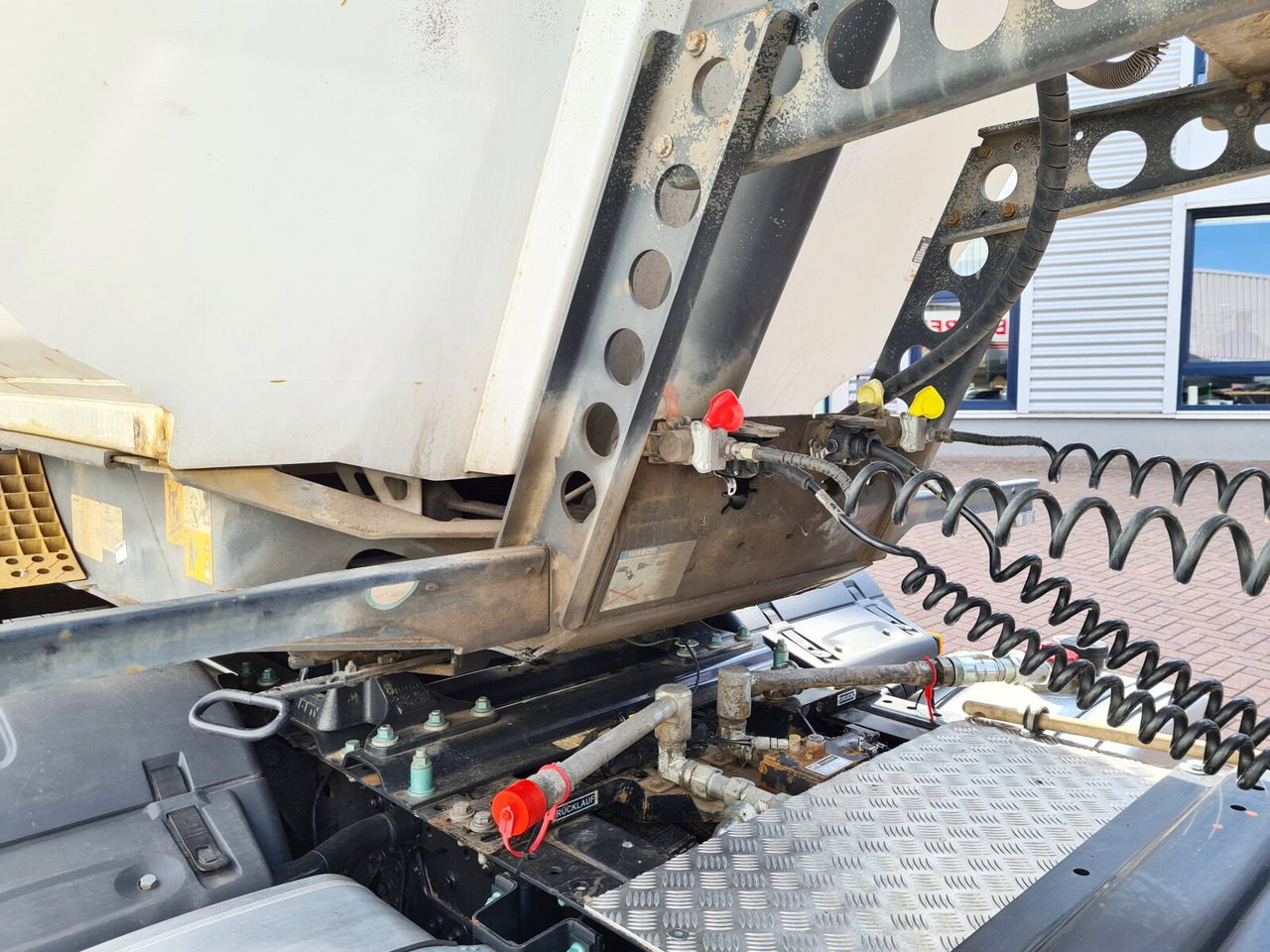 Meiller MHPS 12/27 MHPS 12/27 NOSS2, Stahlmulde ca. 26m³, Liftachse - Semi-remorque benne: photos 2 Meiller MHPS 12/27 MHPS 12/27 NOSS2, Stahlmulde ca. 26m³, Liftachse - Semi-remorque benne: photos 2