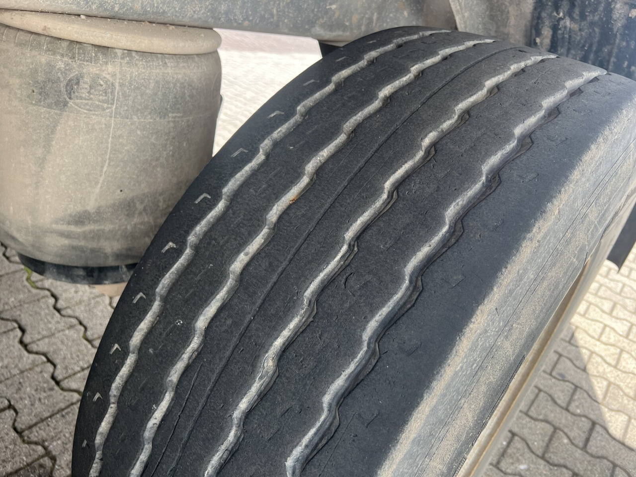 Meiller Meiller MZDA 18/2 Meiller MZDA 18/2, geteilte Bordwände - Remorque benne: photos 2 Meiller Meiller MZDA 18/2 Meiller MZDA 18/2, geteilte Bordwände - Remorque benne: photos 2