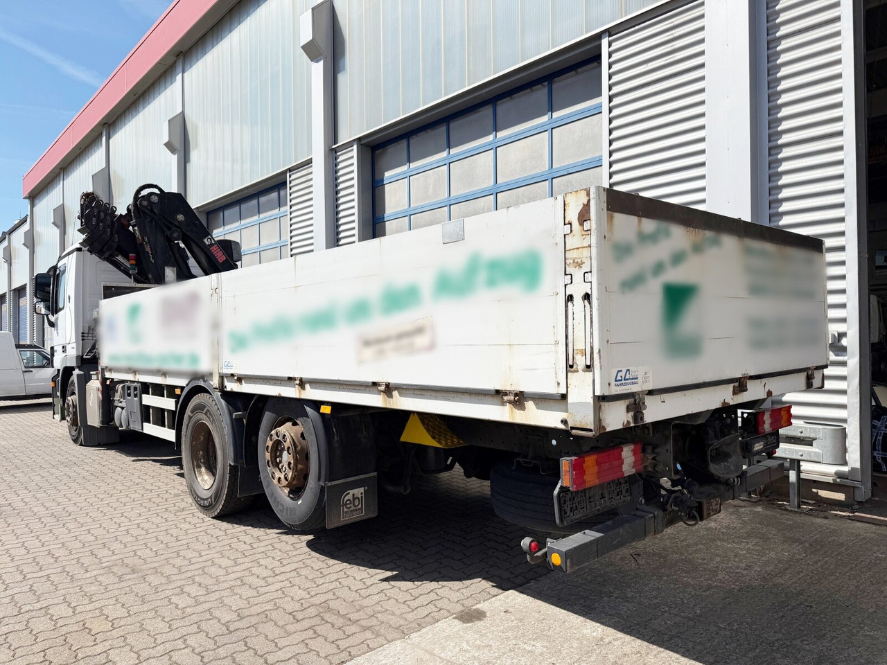 Mercedes-Benz Actros 2532 L 6x2 Actros 2532 L 6x2, Liftachse, Kran Hiab 244EP-5 HiDuo, Funk - Camion grue, Camion plateau: photos 2 Mercedes-Benz Actros 2532 L 6x2 Actros 2532 L 6x2, Liftachse, Kran Hiab 244EP-5 HiDuo, Funk - Camion grue, Camion plateau: photos 2