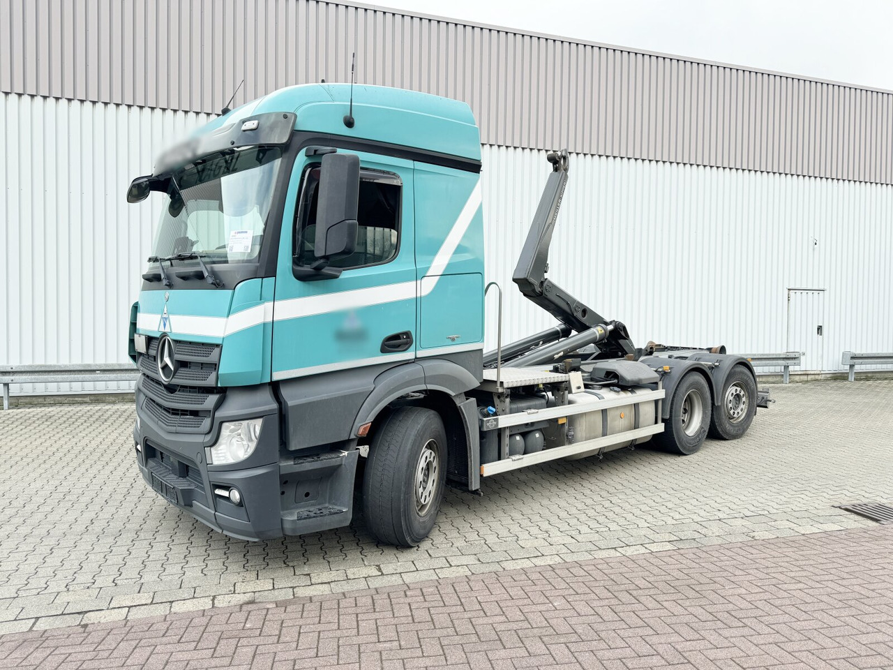 Mercedes-Benz Actros 2545 L 6x2 Actros 2545 L 6x2/46, Retarder, Lenk-/Liftachse, StreamSpace, Navi - Camion ampliroll: photos 1 Mercedes-Benz Actros 2545 L 6x2 Actros 2545 L 6x2/46, Retarder, Lenk-/Liftachse, StreamSpace, Navi - Camion ampliroll: photos 1