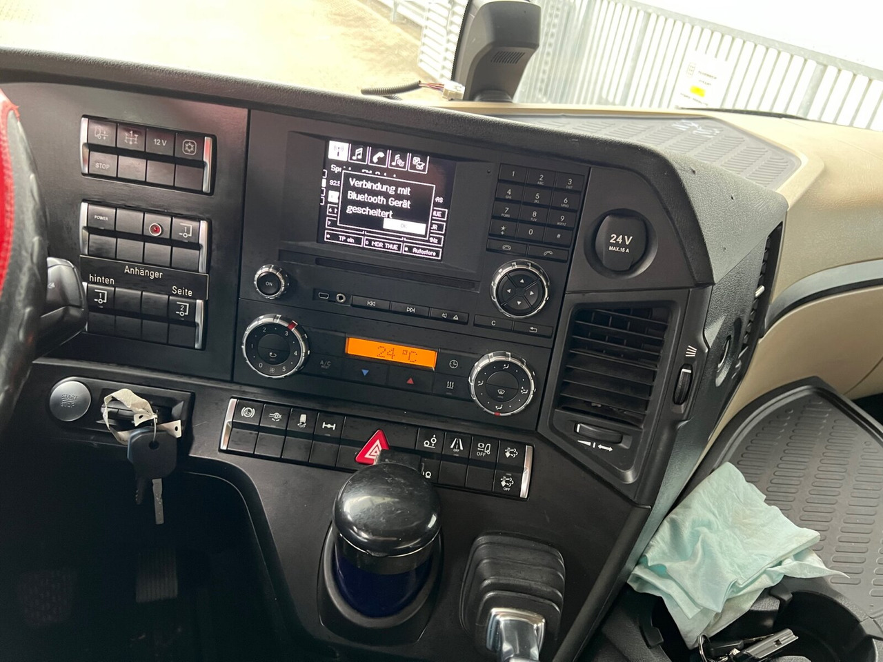 Mercedes-Benz Actros 2548 L 6x2 Actros 2548 L 6x2, Retarder, Liftachse, StreamSpace, 2-Seiten-Getreidekipper - Camion benne: photos 5 Mercedes-Benz Actros 2548 L 6x2 Actros 2548 L 6x2, Retarder, Liftachse, StreamSpace, 2-Seiten-Getreidekipper - Camion benne: photos 5