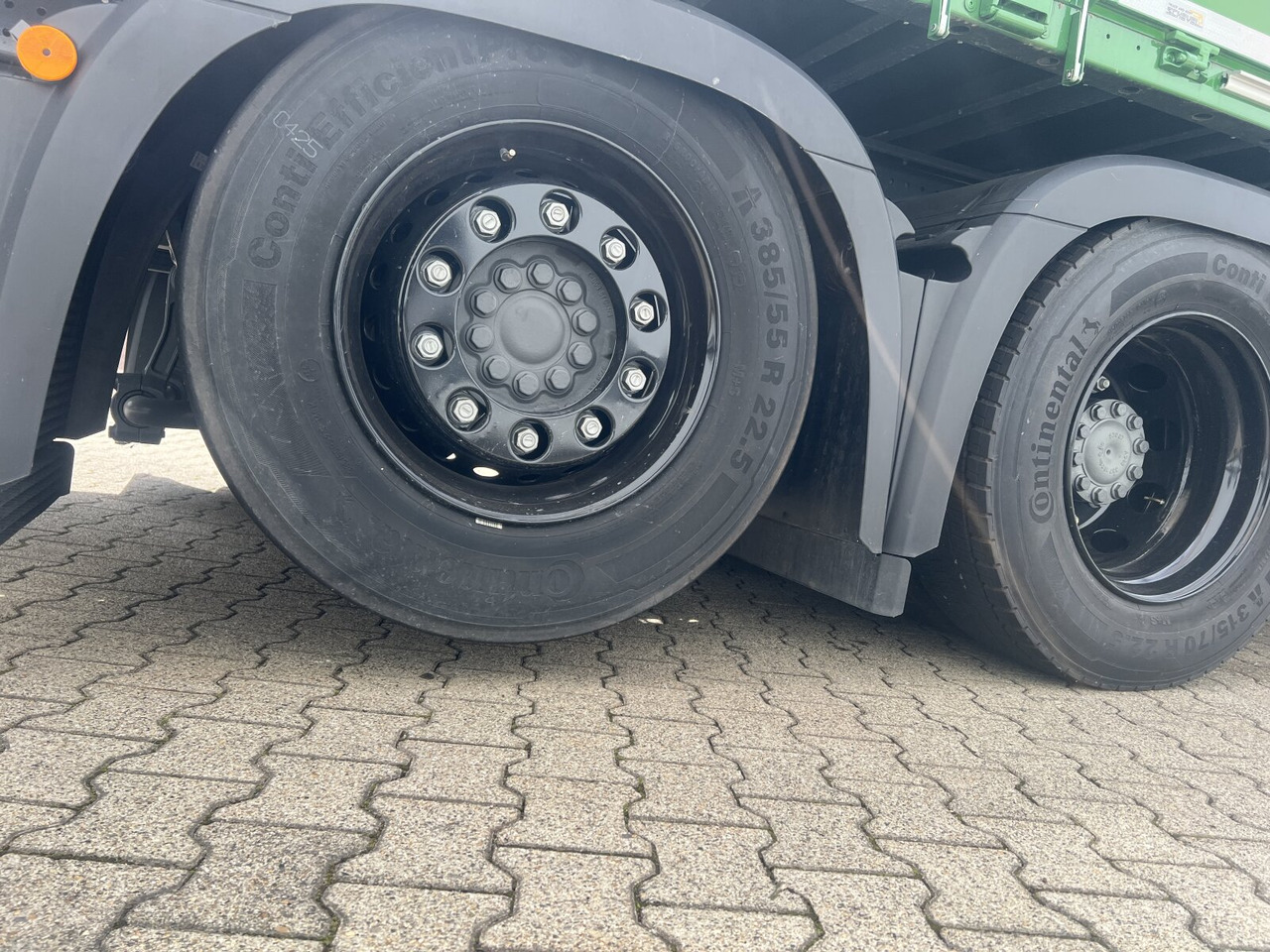 Mercedes-Benz Actros 2548 L 6x2 Actros 2548 L 6x2 mit Kran Hiab X-HiDuo 228 - Camion grue: photos 5 Mercedes-Benz Actros 2548 L 6x2 Actros 2548 L 6x2 mit Kran Hiab X-HiDuo 228 - Camion grue: photos 5