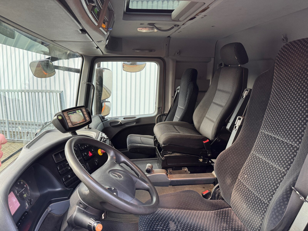 Mercedes-Benz Actros 2641/48 L 6x4 Actros 2641/48 L 6x4 - Châssis cabine: photos 5 Mercedes-Benz Actros 2641/48 L 6x4 Actros 2641/48 L 6x4 - Châssis cabine: photos 5