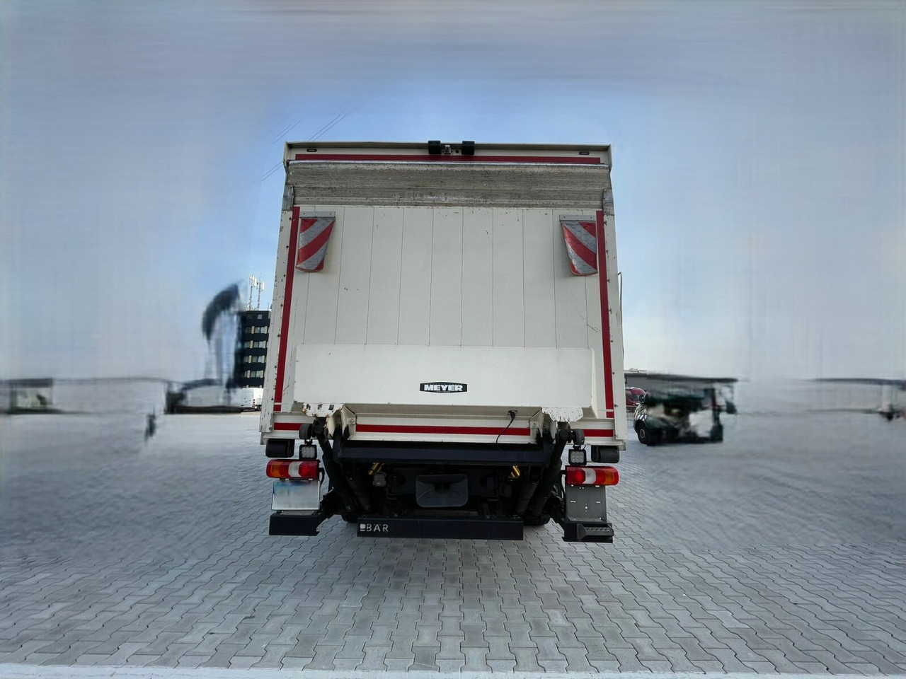 Mercedes-Benz Antos 2535 L 6x2 Antos 2535 L 6x2, Lenk-/Liftachse, LBW BÄR - Camion fourgon: photos 3 Mercedes-Benz Antos 2535 L 6x2 Antos 2535 L 6x2, Lenk-/Liftachse, LBW BÄR - Camion fourgon: photos 3