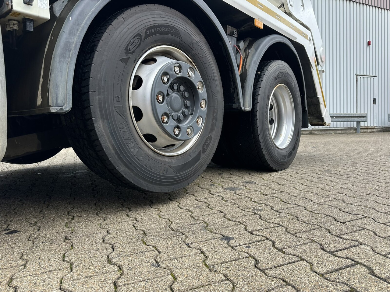 Camion multibenne Mercedes-Benz Antos 2540 L 6x2 Antos 2540 L 6x2, Vorlauflenk-/Liftachse, Teleabsetzer: photos 6 Camion multibenne Mercedes-Benz Antos 2540 L 6x2 Antos 2540 L 6x2, Vorlauflenk-/Liftachse, Teleabsetzer: photos 6