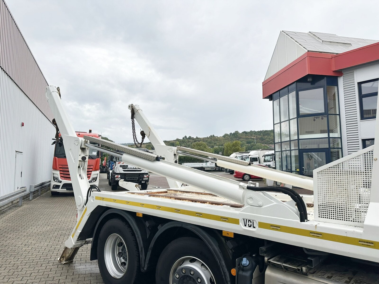 Camion multibenne Mercedes-Benz Antos 2540 L 6x2 Antos 2540 L 6x2, Vorlauflenk-/Liftachse, Teleabsetzer: photos 9 Camion multibenne Mercedes-Benz Antos 2540 L 6x2 Antos 2540 L 6x2, Vorlauflenk-/Liftachse, Teleabsetzer: photos 9