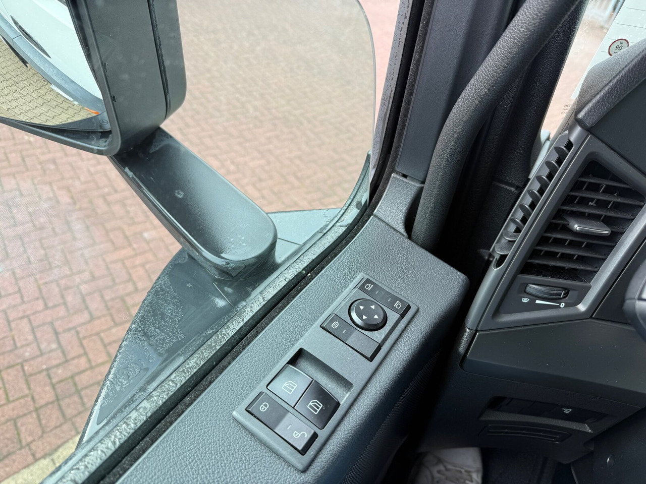 Mercedes-Benz Arocs 1827/30 A 4x4 Arocs 1827/30 A 4x4, mehrfach vorhanden! - Châssis cabine: photos 2 Mercedes-Benz Arocs 1827/30 A 4x4 Arocs 1827/30 A 4x4, mehrfach vorhanden! - Châssis cabine: photos 2