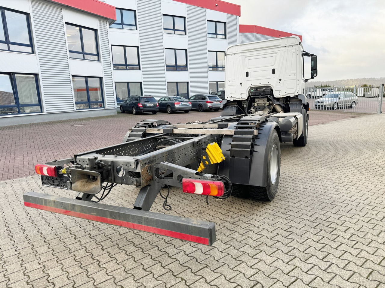 Camion grue Mercedes-Benz Arocs 1840 L 4x2 Arocs 1840 L 4x2, Kran Palfinger PK12001L, Hochstand: photos 11 Camion grue Mercedes-Benz Arocs 1840 L 4x2 Arocs 1840 L 4x2, Kran Palfinger PK12001L, Hochstand: photos 11