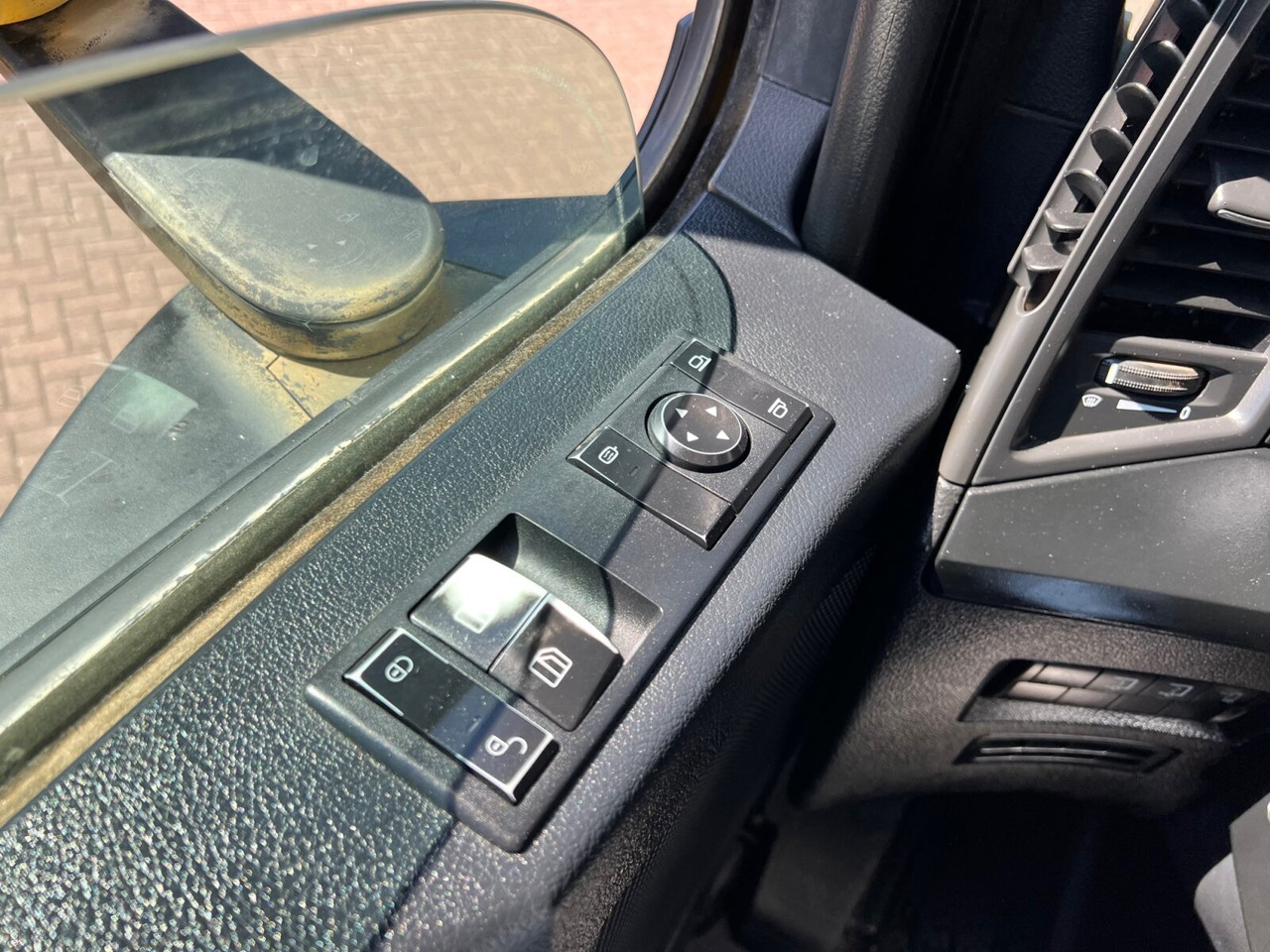 Camion multibenne Mercedes-Benz Arocs 2045 AK 4x4 Arocs 2045 AK 4x4, GROUNDER, Funk: photos 7 Camion multibenne Mercedes-Benz Arocs 2045 AK 4x4 Arocs 2045 AK 4x4, GROUNDER, Funk: photos 7