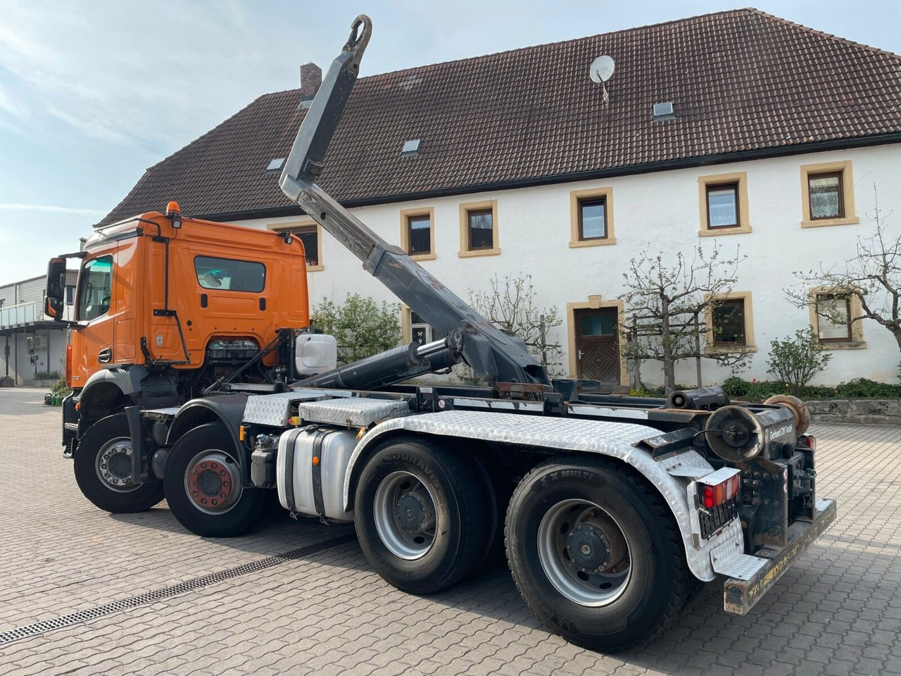 Mercedes-Benz Arocs 3243 LK 8x4/4 Arocs 3243 LK 8x4/4, Motorabtrieb - Camion ampliroll: photos 3 Mercedes-Benz Arocs 3243 LK 8x4/4 Arocs 3243 LK 8x4/4, Motorabtrieb - Camion ampliroll: photos 3