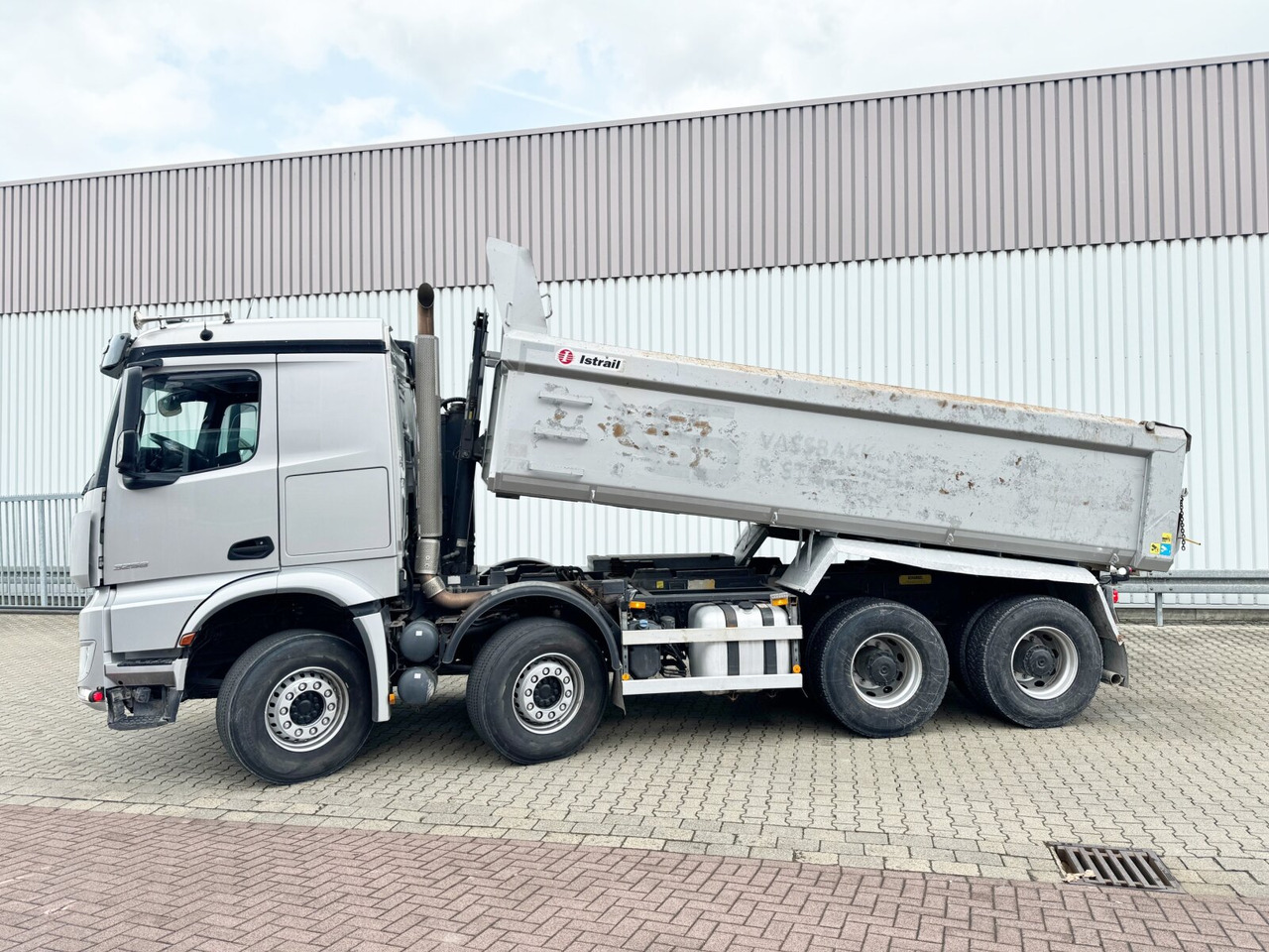 Crédit-bail Mercedes-Benz Arocs 3258 LK 8x4/4 Arocs 3258 LK 8x4/4, Retarder, Bi-Xenon, Stahlmulde ca. 14m³, hydr. Heckklappenöffnung Mercedes-Benz Arocs 3258 LK 8x4/4 Arocs 3258 LK 8x4/4, Retarder, Bi-Xenon, Stahlmulde ca. 14m³, hydr. Heckklappenöffnung: photos 11