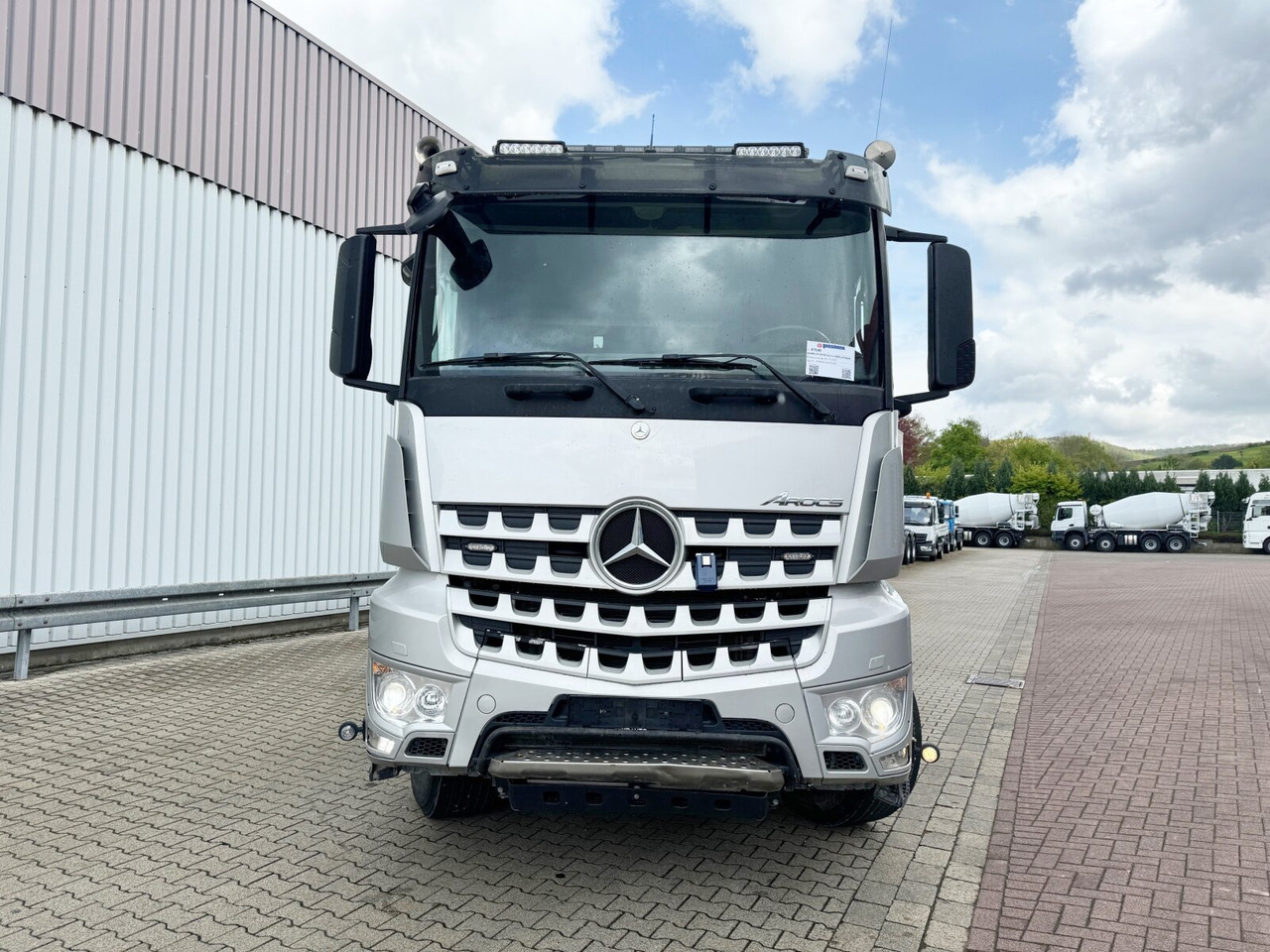 Crédit-bail Mercedes-Benz Arocs 3258 LK 8x4/4 Arocs 3258 LK 8x4/4, Retarder, Bi-Xenon, Stahlmulde ca. 14m³, hydr. Heckklappenöffnung Mercedes-Benz Arocs 3258 LK 8x4/4 Arocs 3258 LK 8x4/4, Retarder, Bi-Xenon, Stahlmulde ca. 14m³, hydr. Heckklappenöffnung: photos 9