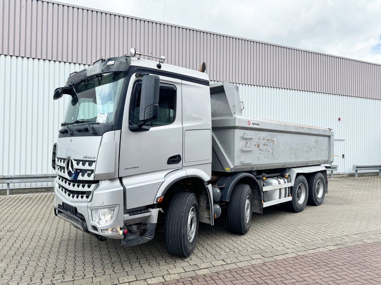 Crédit-bail Mercedes-Benz Arocs 3258 LK 8x4/4 Arocs 3258 LK 8x4/4, Retarder, Bi-Xenon, Stahlmulde ca. 14m³, hydr. Heckklappenöffnung Mercedes-Benz Arocs 3258 LK 8x4/4 Arocs 3258 LK 8x4/4, Retarder, Bi-Xenon, Stahlmulde ca. 14m³, hydr. Heckklappenöffnung: photos 8