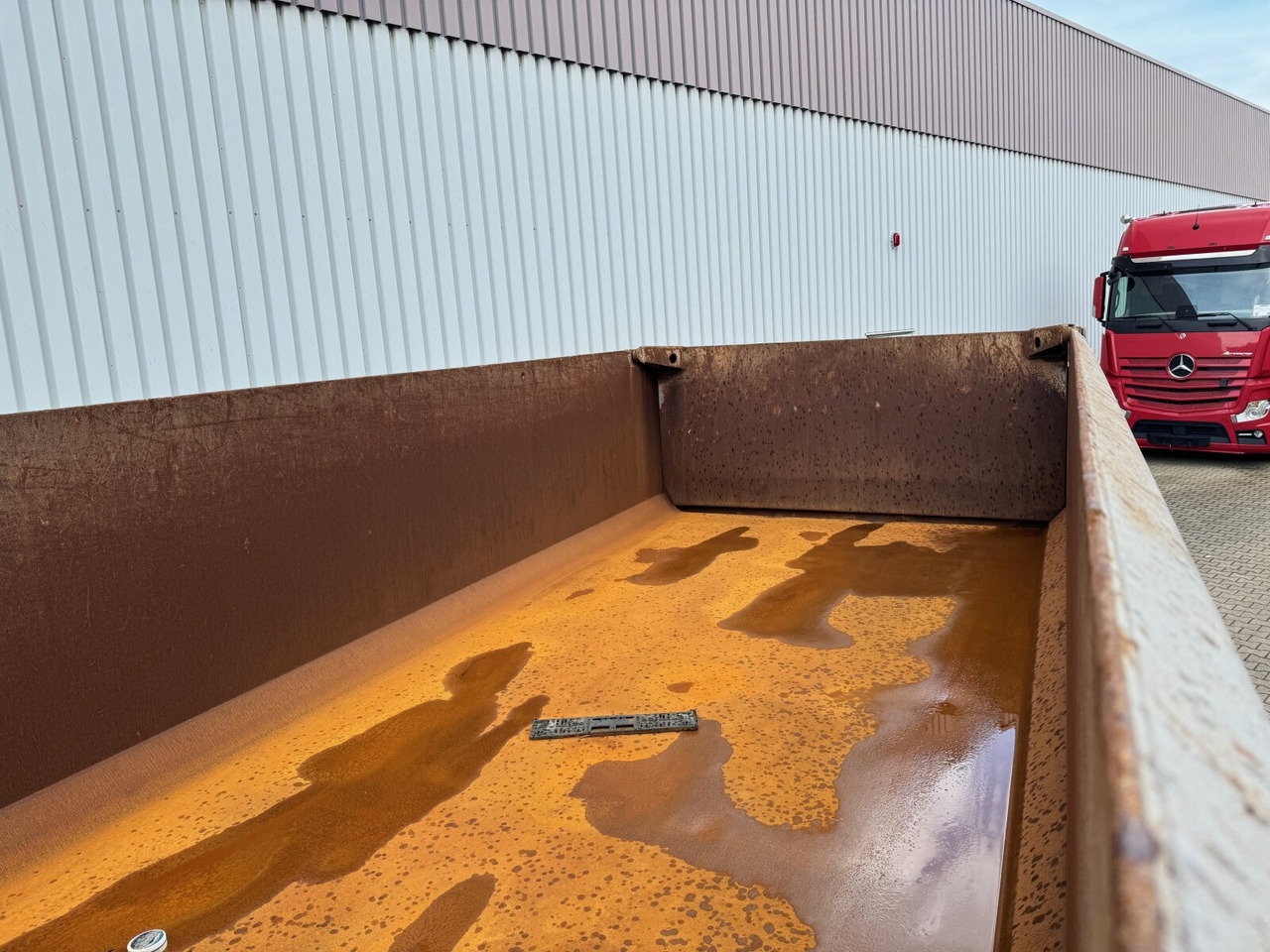 Crédit-bail Mercedes-Benz Arocs 3258 LK 8x4/4 Arocs 3258 LK 8x4/4, Retarder, Bi-Xenon, Stahlmulde ca. 14m³, hydr. Heckklappenöffnung Mercedes-Benz Arocs 3258 LK 8x4/4 Arocs 3258 LK 8x4/4, Retarder, Bi-Xenon, Stahlmulde ca. 14m³, hydr. Heckklappenöffnung: photos 13