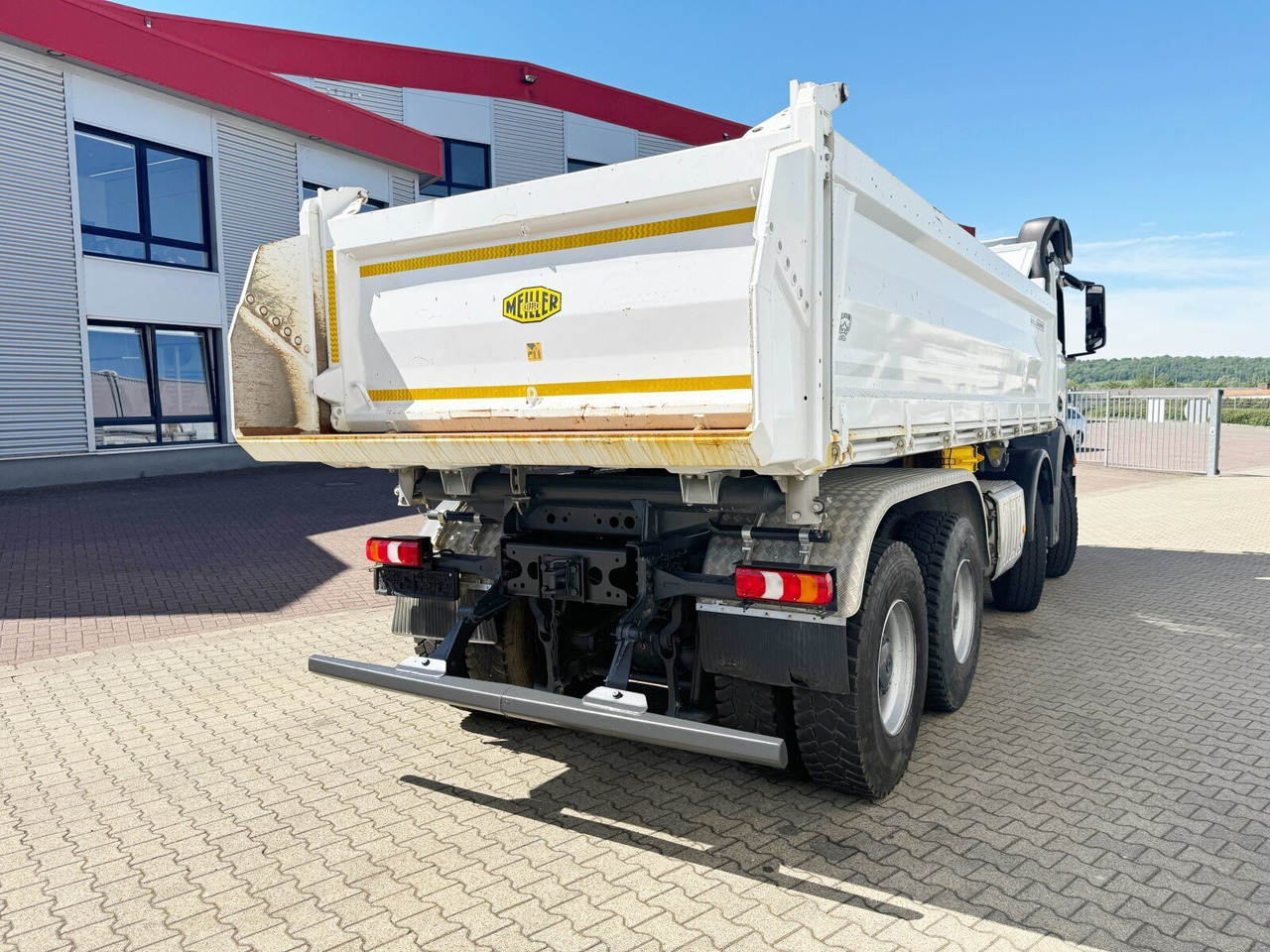 Mercedes-Benz Arocs 4142 K 8x4/4 Arocs 4142 K 8x4/4, Meiller Bordmatik links - Camion benne: photos 4 Mercedes-Benz Arocs 4142 K 8x4/4 Arocs 4142 K 8x4/4, Meiller Bordmatik links - Camion benne: photos 4