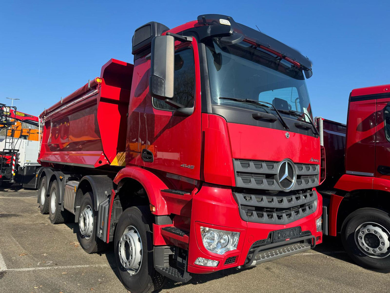 Mercedes-Benz Arocs 4145 K 8x4/4 Arocs 4145 K 8x4/4, Grounder, MultimediaCockpit, Navi, Stahlmulde ca. 16m³ - Tombereau: photos 1 Mercedes-Benz Arocs 4145 K 8x4/4 Arocs 4145 K 8x4/4, Grounder, MultimediaCockpit, Navi, Stahlmulde ca. 16m³ - Tombereau: photos 1