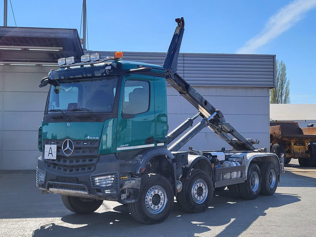 Mercedes-Benz Arocs 4848 K 8x4/4 Arocs 4848 K 8x4/4, Grounder, MirrorCam, Motorabtrieb, Meiller Abroller mit Funk - Camion ampliroll: photos 1 Mercedes-Benz Arocs 4848 K 8x4/4 Arocs 4848 K 8x4/4, Grounder, MirrorCam, Motorabtrieb, Meiller Abroller mit Funk - Camion ampliroll: photos 1