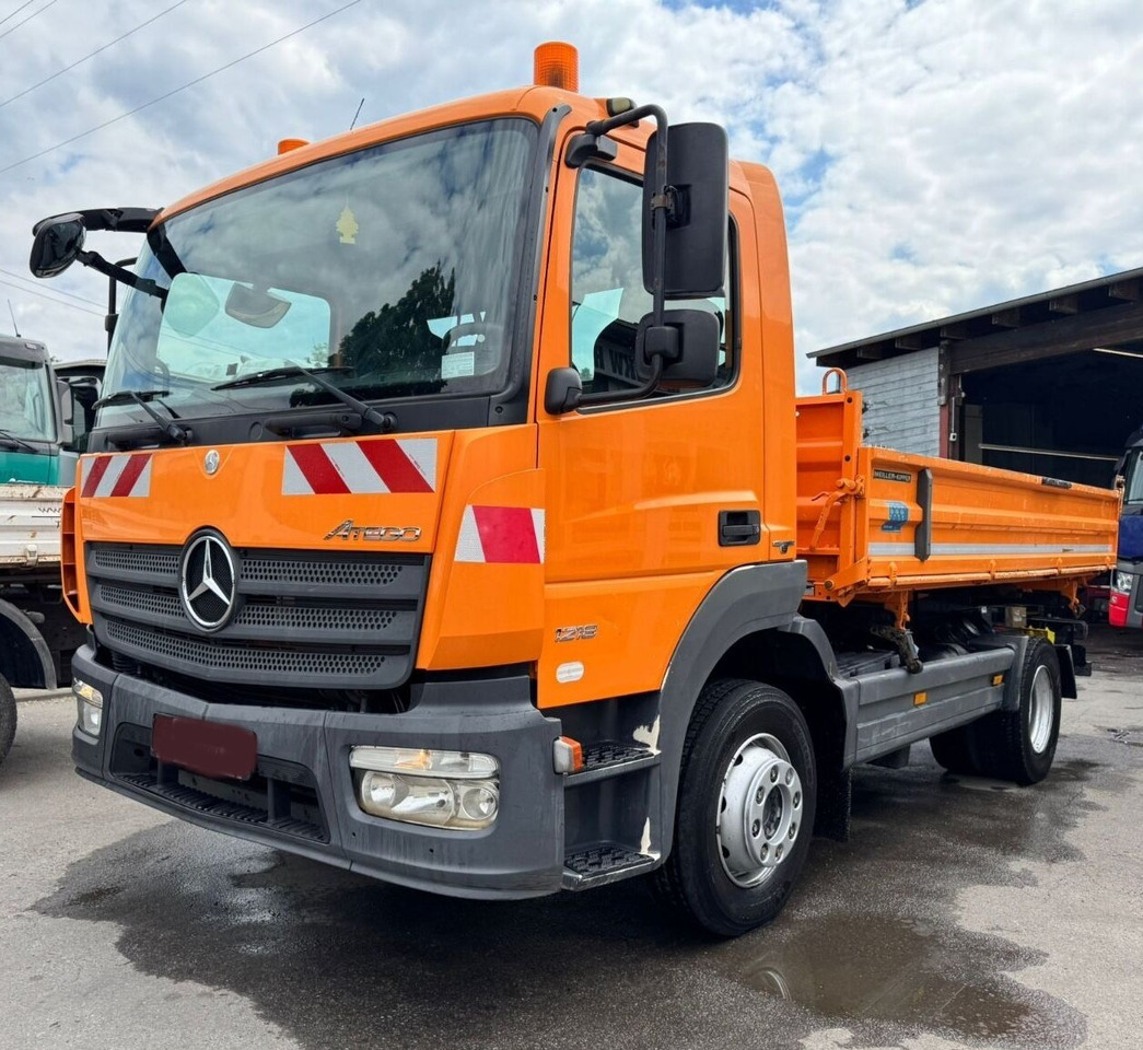 Mercedes-Benz Atego 1218/21 K Atego 1218/21 K, AHK - Camion benne: photos 1 Mercedes-Benz Atego 1218/21 K Atego 1218/21 K, AHK - Camion benne: photos 1