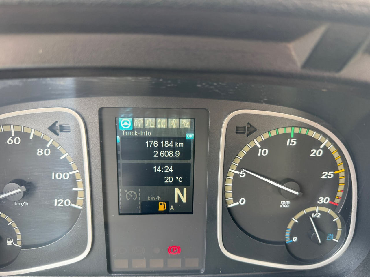 Mercedes-Benz Atego 1524 K 4x2 Atego 1524 K 4x2 - Camion benne: photos 4 Mercedes-Benz Atego 1524 K 4x2 Atego 1524 K 4x2 - Camion benne: photos 4