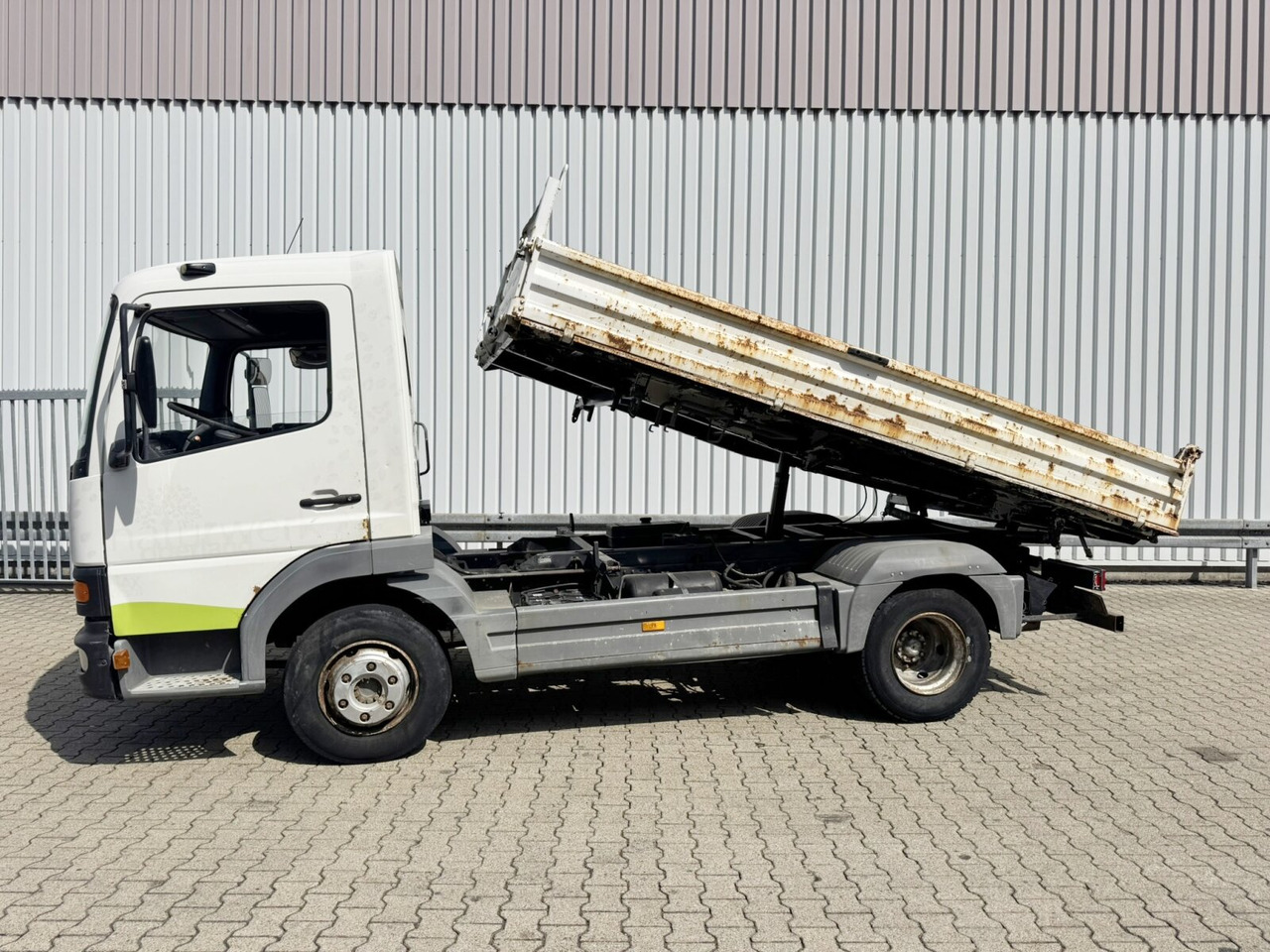 Mercedes-Benz Atego 815 K 4x2 Atego 815 K 4x2, 2 x AHK, Meiller - Camion benne: photos 3 Mercedes-Benz Atego 815 K 4x2 Atego 815 K 4x2, 2 x AHK, Meiller - Camion benne: photos 3