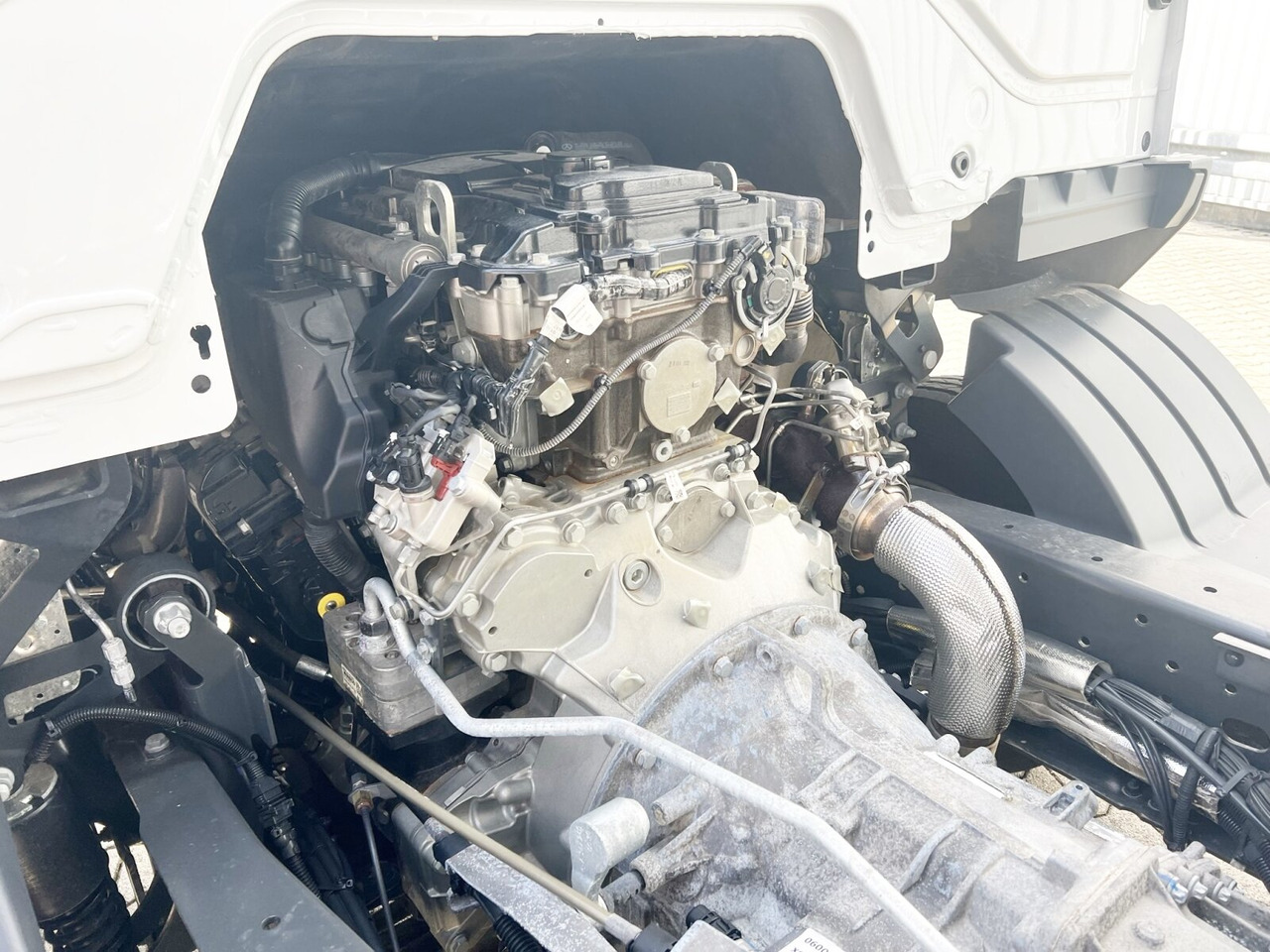 Mercedes-Benz Atego 818/23 K 4x2 Atego 818/23 K 4x2, 2x AHK, 5x VORHANDEN! - Châssis cabine: photos 3 Mercedes-Benz Atego 818/23 K 4x2 Atego 818/23 K 4x2, 2x AHK, 5x VORHANDEN! - Châssis cabine: photos 3