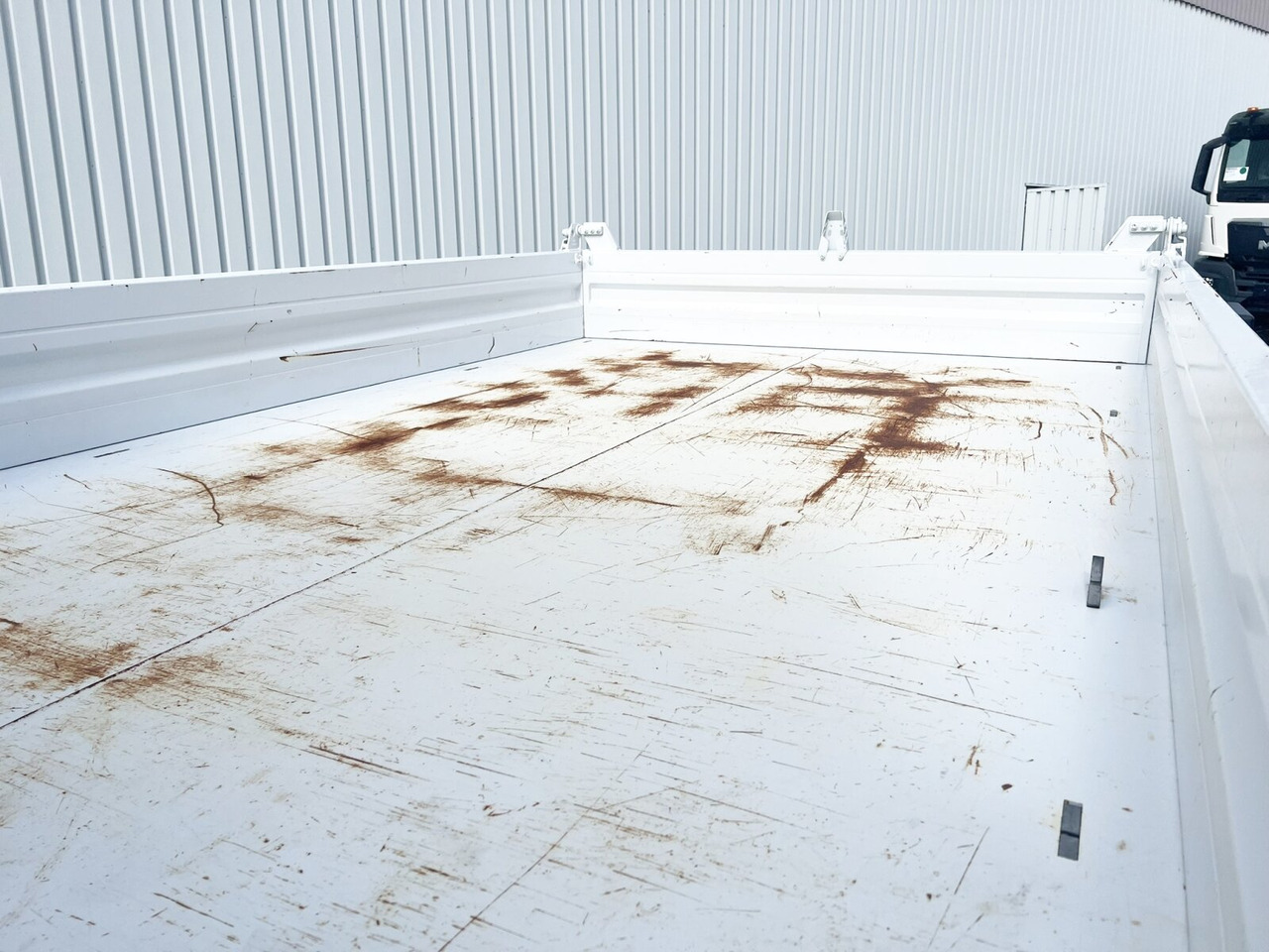 Mercedes-Benz Atego 818/23 K 4x2 Atego 818/23 K 4x2, 2x AHK, Meiller-Kipper, mehrfach Vorhanden! - Camion benne: photos 2 Mercedes-Benz Atego 818/23 K 4x2 Atego 818/23 K 4x2, 2x AHK, Meiller-Kipper, mehrfach Vorhanden! - Camion benne: photos 2