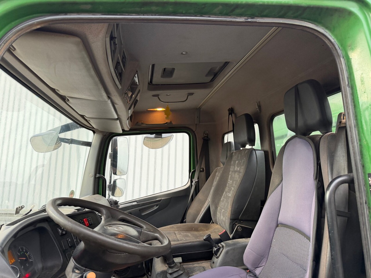 Mercedes-Benz Atego 818 K 4x2 Atego 818 K 4x2, 2x AHK - Camion benne: photos 3 Mercedes-Benz Atego 818 K 4x2 Atego 818 K 4x2, 2x AHK - Camion benne: photos 3