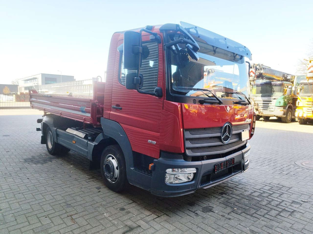 Mercedes-Benz Atego 818 K 4x2 Atego 818 K 4x2, Meiller-Kipper, 2 x AHK - Camion benne: photos 2 Mercedes-Benz Atego 818 K 4x2 Atego 818 K 4x2, Meiller-Kipper, 2 x AHK - Camion benne: photos 2
