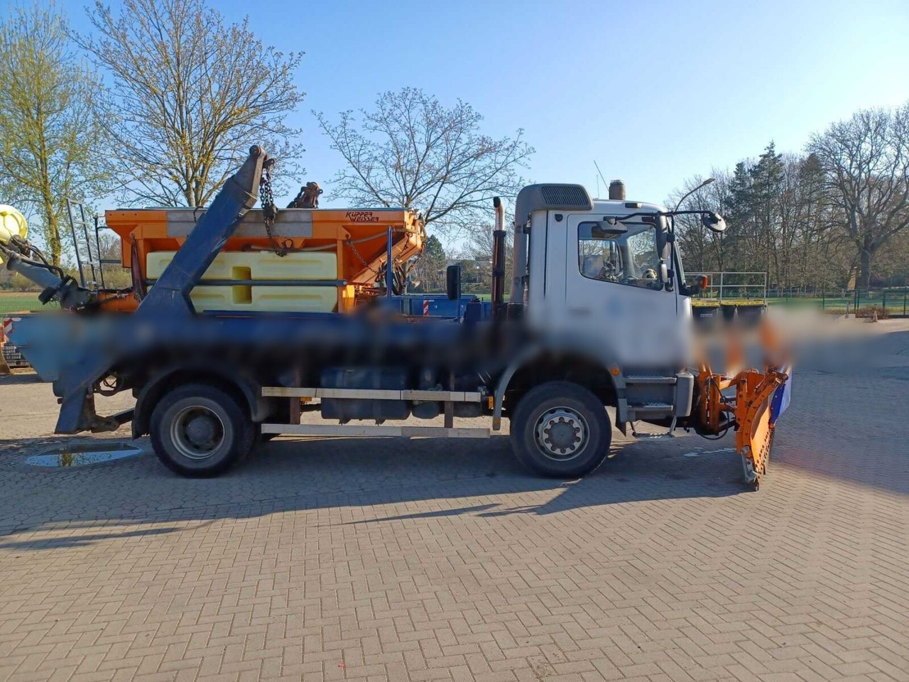 Mercedes-Benz Axor 1824 4x4 Axor 1824 4x4, Tele-Absetzer, Winterdienstausstattung - Camion multibenne: photos 3 Mercedes-Benz Axor 1824 4x4 Axor 1824 4x4, Tele-Absetzer, Winterdienstausstattung - Camion multibenne: photos 3