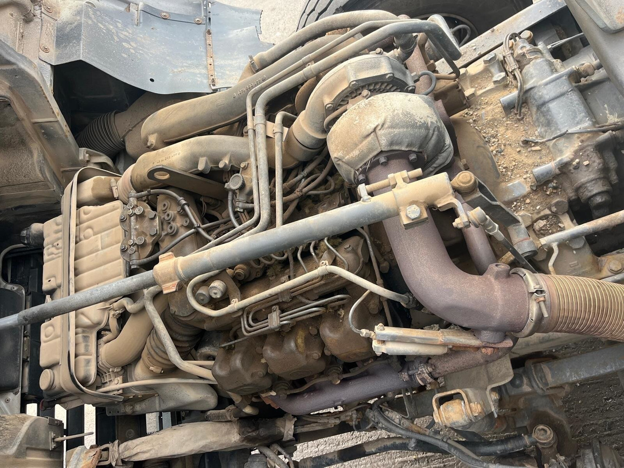 Mercedes-Benz SK 1824 AK 4x4 SK 1824 AK 4x4 - Camion benne: photos 4 Mercedes-Benz SK 1824 AK 4x4 SK 1824 AK 4x4 - Camion benne: photos 4