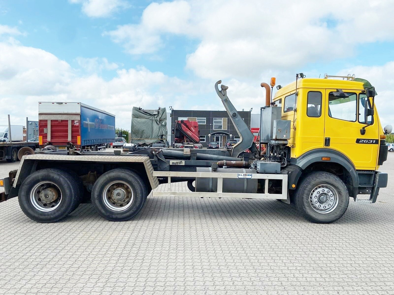 Mercedes-Benz SK II 2631 6x4 SK II 2631 6x4, Winterdienstausstattung - Camion ampliroll: photos 1 Mercedes-Benz SK II 2631 6x4 SK II 2631 6x4, Winterdienstausstattung - Camion ampliroll: photos 1