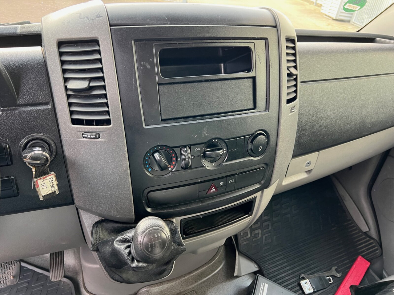 Mercedes-Benz Sprinter 313 CDI 4x2 Sprinter 313 CDI 4x2, 5x Vorhanden! - Fourgon: photos 4 Mercedes-Benz Sprinter 313 CDI 4x2 Sprinter 313 CDI 4x2, 5x Vorhanden! - Fourgon: photos 4