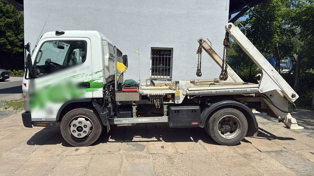 Mitsubishi Canter Fuso 7C15 4x2 Canter Fuso 7C15 4x2, Tele-Absetzer, Vereiterbar bis 10m³ - Camion multibenne: photos 2 Mitsubishi Canter Fuso 7C15 4x2 Canter Fuso 7C15 4x2, Tele-Absetzer, Vereiterbar bis 10m³ - Camion multibenne: photos 2