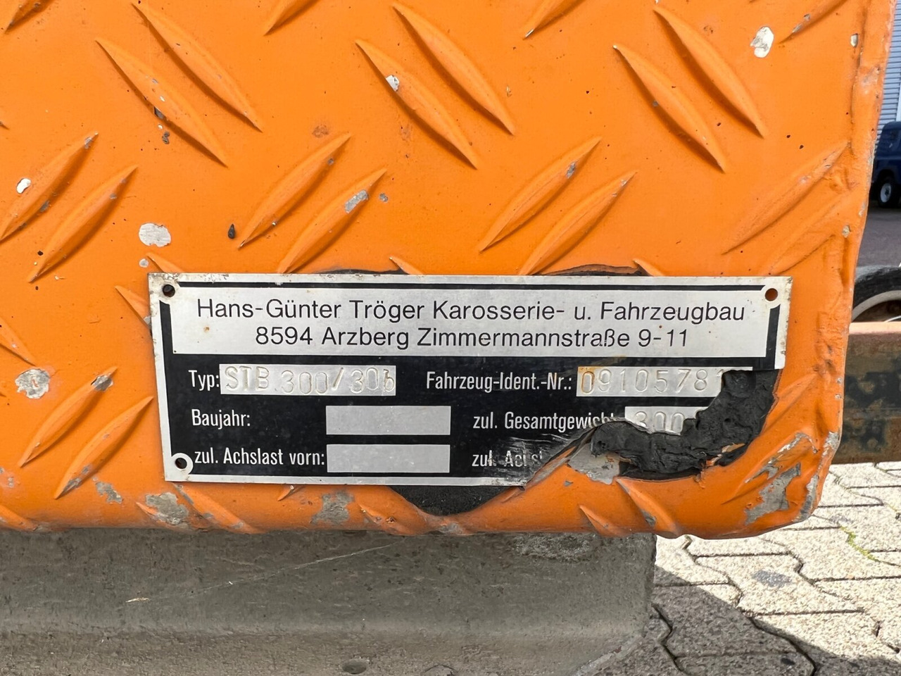 STB 300/30B STB 300/30B - Remorque porte engin: photos 3 STB 300/30B STB 300/30B - Remorque porte engin: photos 3