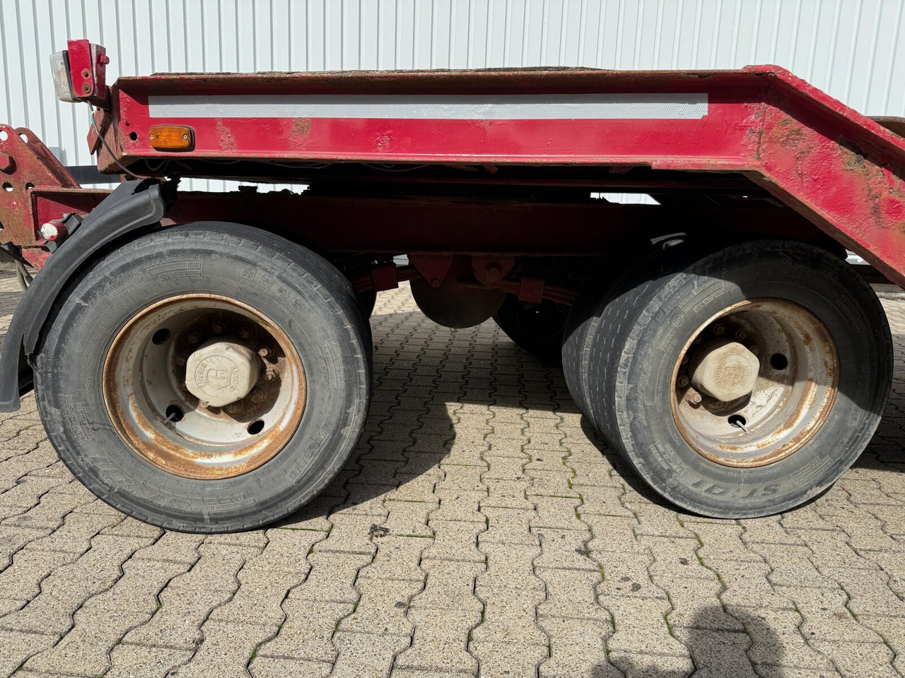 T 4 Komapkt 40.0 T 4 Kompakt 40.0, Verbr. auf 3m, hydr. Rampen - Remorque porte-engin surbaissée: photos 3 T 4 Komapkt 40.0 T 4 Kompakt 40.0, Verbr. auf 3m, hydr. Rampen - Remorque porte-engin surbaissée: photos 3