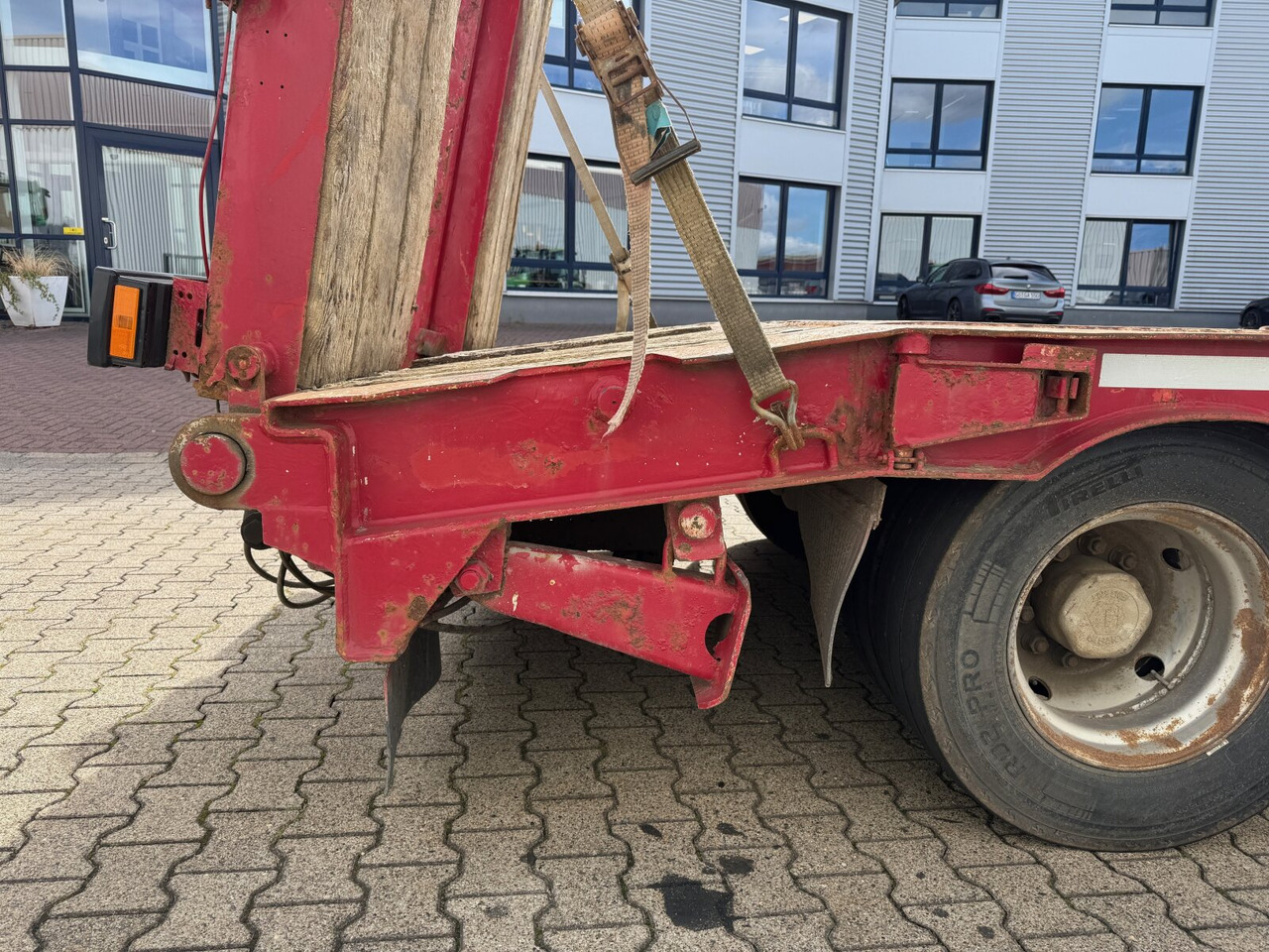 T 4 Komapkt 40.0 T 4 Kompakt 40.0, Verbr. auf 3m, hydr. Rampen - Remorque porte-engin surbaissée: photos 2 T 4 Komapkt 40.0 T 4 Kompakt 40.0, Verbr. auf 3m, hydr. Rampen - Remorque porte-engin surbaissée: photos 2
