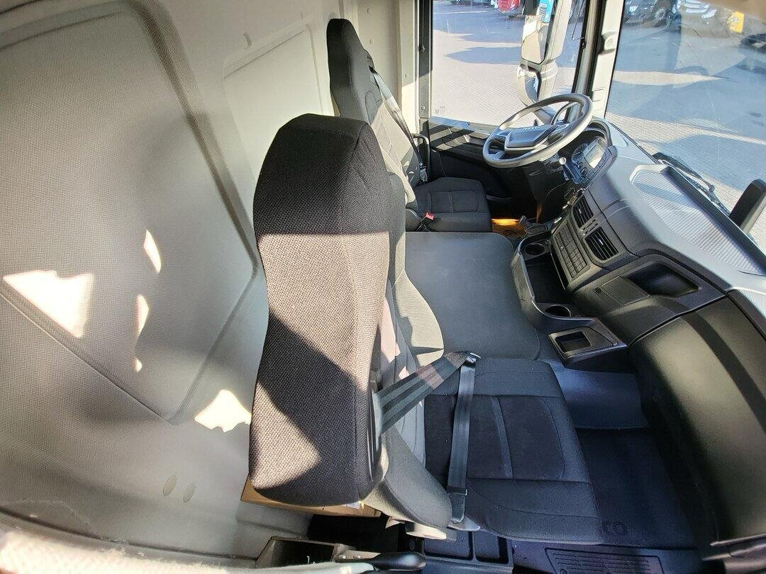T-Way 360 6x6 T-Way 360 6x6 - Camion ampliroll: photos 4 T-Way 360 6x6 T-Way 360 6x6 - Camion ampliroll: photos 4
