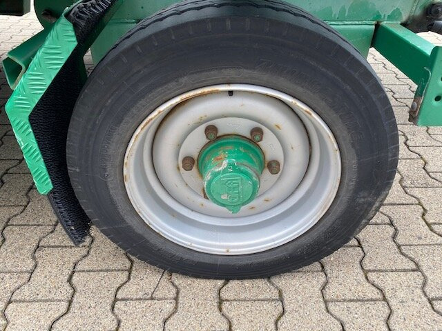 TL 6,4 Empl TL 6,4 Spezial-Tiefladeanhänger, Ex-Polizei - Remorque plateau: photos 2 TL 6,4 Empl TL 6,4 Spezial-Tiefladeanhänger, Ex-Polizei - Remorque plateau: photos 2