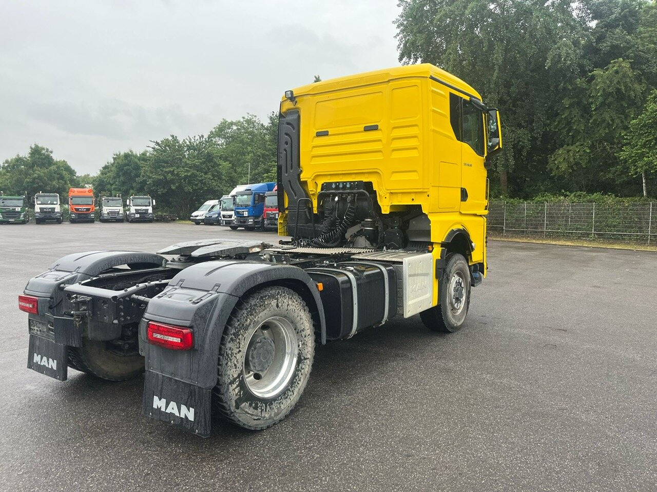 MAN TGX 18.510 4X4H BL SA TGX 18.510 4X4H BL SA, PriTarder, HydroDrive, Navi, LED, Kipphydraulik - Tracteur routier: photos 5 MAN TGX 18.510 4X4H BL SA TGX 18.510 4X4H BL SA, PriTarder, HydroDrive, Navi, LED, Kipphydraulik - Tracteur routier: photos 5