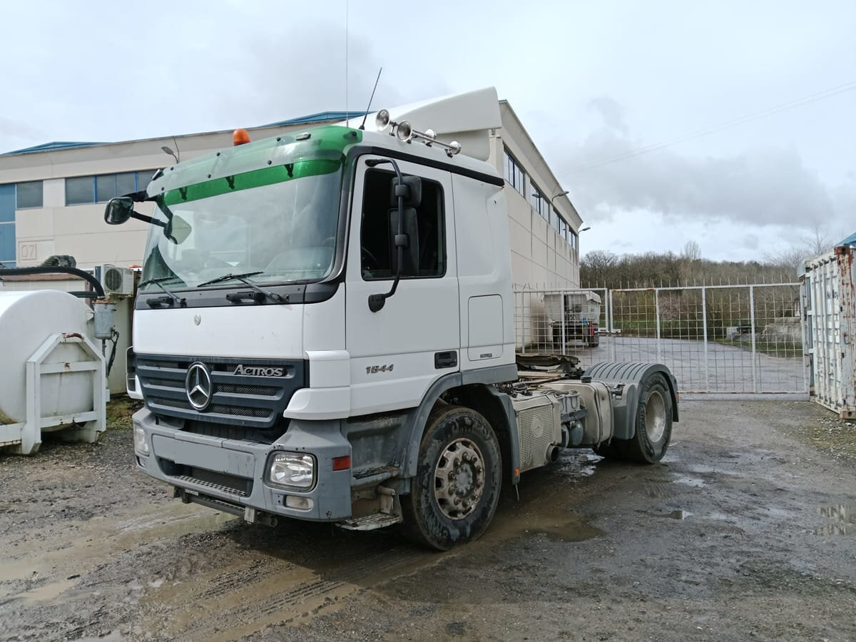 Mercedes-Benz Actros 1844 4x2 - Tracteur routier: photos 1 Mercedes-Benz Actros 1844 4x2 - Tracteur routier: photos 1