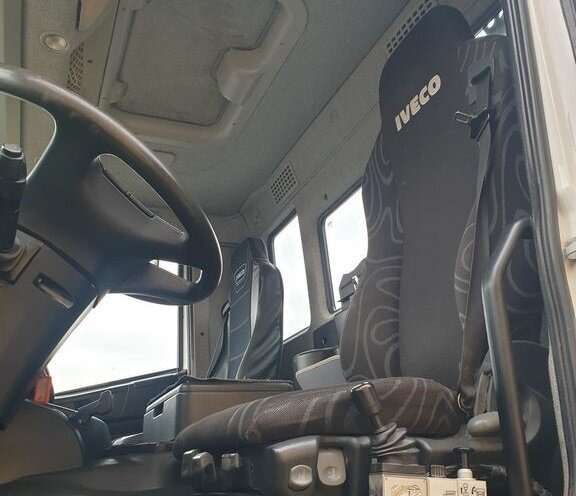 Trakker AD260T45W 6x6 Trakker AD260T45W 6x6 - Châssis cabine: photos 2 Trakker AD260T45W 6x6 Trakker AD260T45W 6x6 - Châssis cabine: photos 2